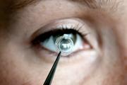 Auge -Hornhautimplantat
