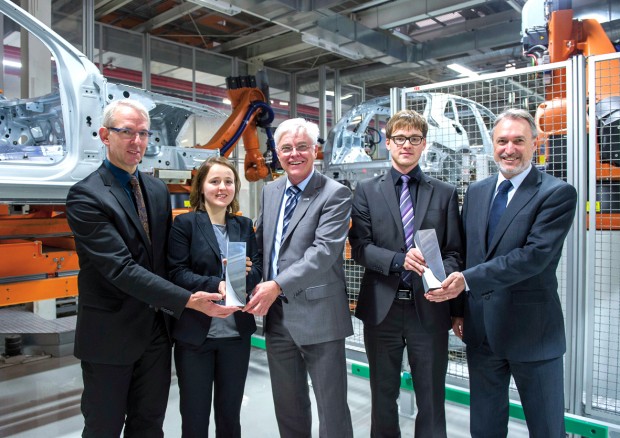 Audi Production Award verliehen/Der Audi Production Award wird seit 2010 jaehrlich durch eine Fachjury vergeben und ist mit insgesamt 12.500 dotiert. Mehr als 70 Konzepte aus mehr als 20 Laendern waren 2012 vertreten.