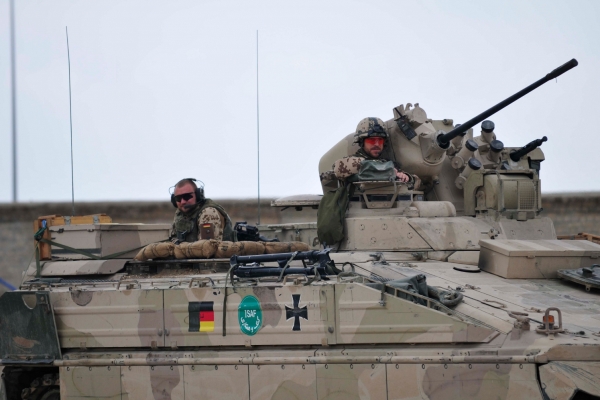 Bundeswehrsoldaten in Schützenpanzer Marder im Einsatz in Afghanistan. Foto: dts Nachrichtenagentur