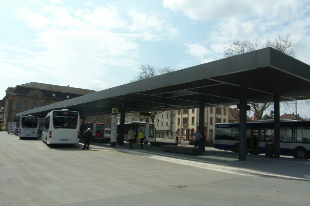 Im Bereich des Busbahnhofs kam es zu einem Streit zwischen zwei Männern. Foto: Pfalz-Express/Ahme