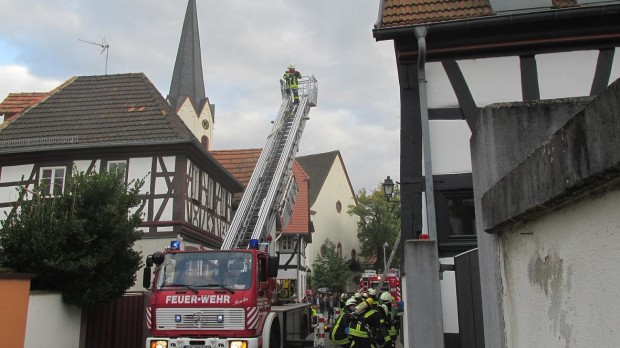 Feuerwehr_Drehleiter