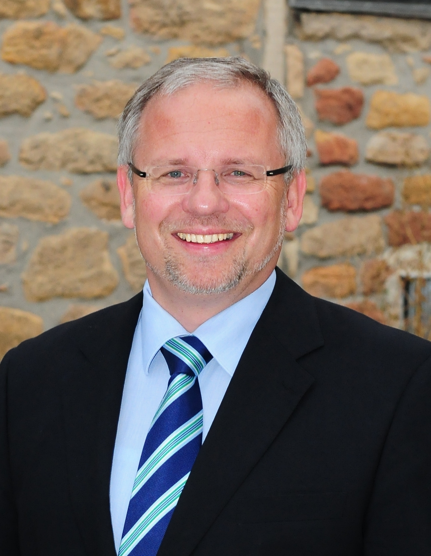 Hans-<b>Ulrich Ihlenfeld</b>: Stellvertretender Vorstandsvorsitzender der Stiftung ... - Ihlenfeld