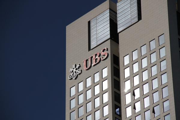 UBS-groß