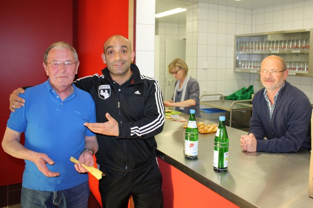Djamgo Asül und KuKuK-Team