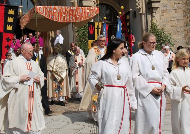 Start Fronleichnamsprozession St.JosephS peyer