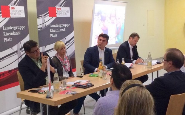 SPD Hitschler Bundestagsabgeordnete Schwegenheim