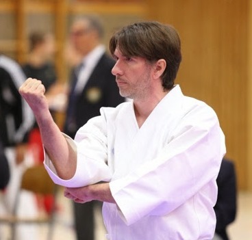 Müller zeigt Gojushiho