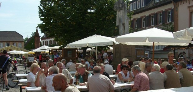 In Edenkoben wird an einem kompletten Wochenende gefeiert. Foto: Pfalz-Express/Ahme