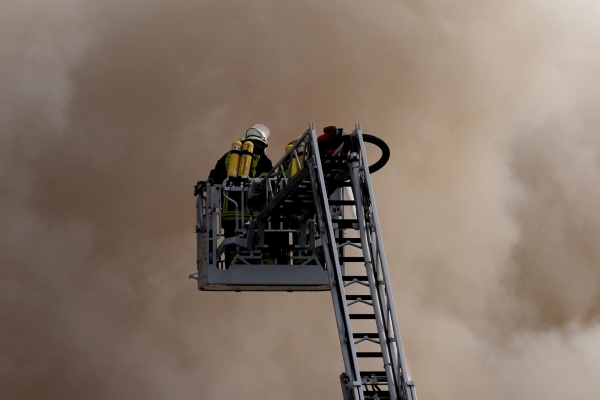Feuerwehr feuerwehrleiter Brand Löschen