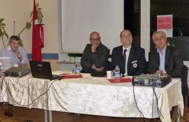 V.li.: Moderator Lebdiri,  Dr. Hüseyin Celik, Klaus Walter und Ercan Tosun. Fotos: v. privat