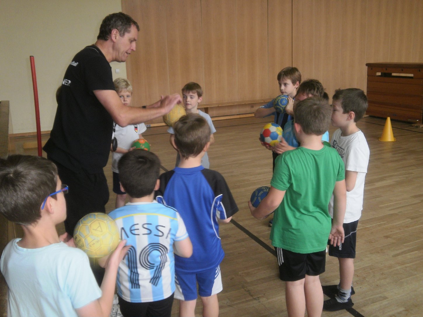 Handball bewegt Schule 2