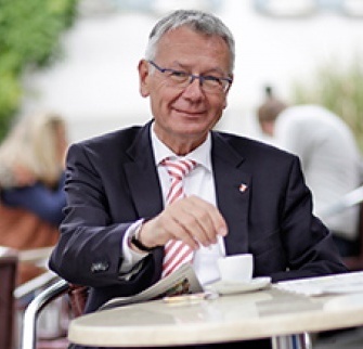 Dr. Klaus Weichel. Foto: klaus-weichel.de