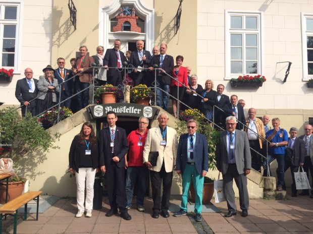  Am dritten Juniwochenende sind die Neustadts aus Europa zu Gast in der Pfalz. Das Foto stammt von der Veranstaltung in Neustadt am Rübenberge. Foto: stadt-nw