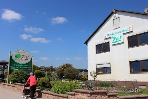 Obst-und Spargelhof Zapf in Kandel. Foto: pfalz-express.de/Licht