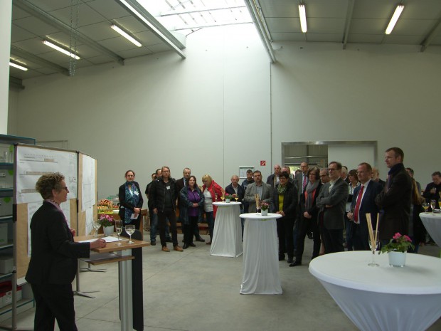 Gabriele Becker begrüßte die Gäste zu einer kleinen Einweihungsfeier. Fotos: Pfalz-Express/Ahme