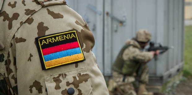 Armenische Soldaten. Foto: Kevin Schrief