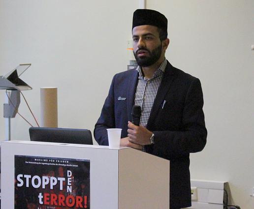 Imam Imtiaz Shaheen bei seinem Vortrag "Stoppt den Terror" . Fotos: pfalz-express.de/Licht
