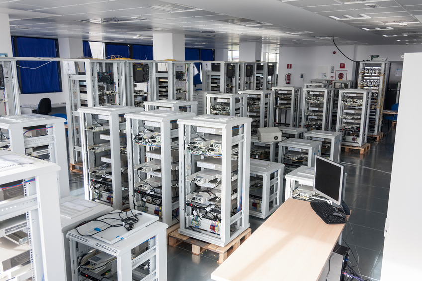 Da muss der Strom immer fließen: Server in einem Datencenter. Foto: © istock.com/ihorga
