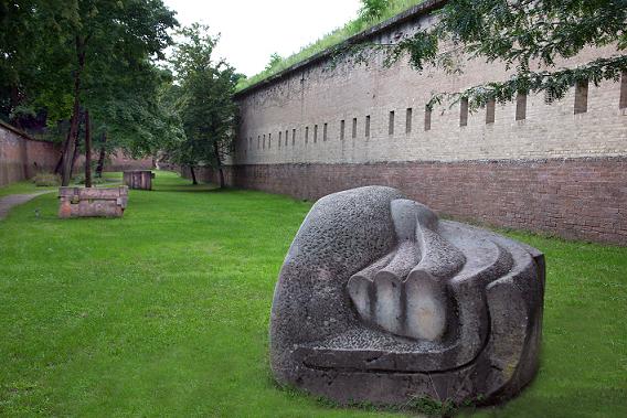 Skulpturenpark in Fronte Beckers. Fotos: Stadt Germersheim