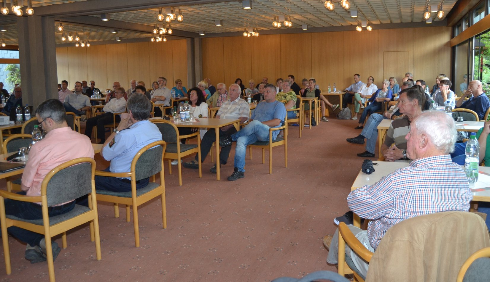 Bürgerversammlung zur Verkehrssituation im Fliegerviertel – intensive und fruchtbare Diskussion. Foto: stadt-landau
