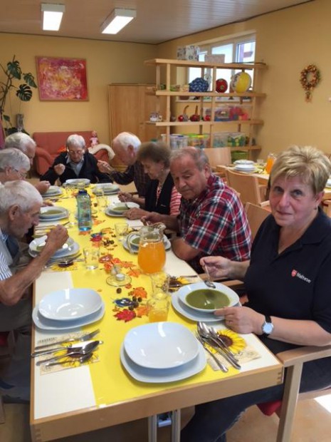Der gemeinsame Mittagstisch für Senioren soll dazu dienen, soziale Kontakte aufrecht zu erhalten und im Alltag etwas zu entlasten.