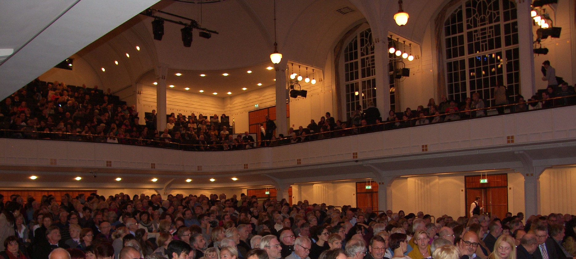 "Full House": Das Thema interessiert viele Menschen. Foto: Pfalz-Express/Ahme