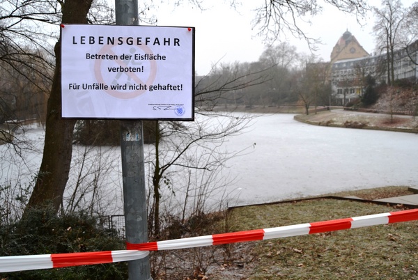 Der Schwanenweiher bleibt fürs Eislaufen gesperrt. Foto: ld