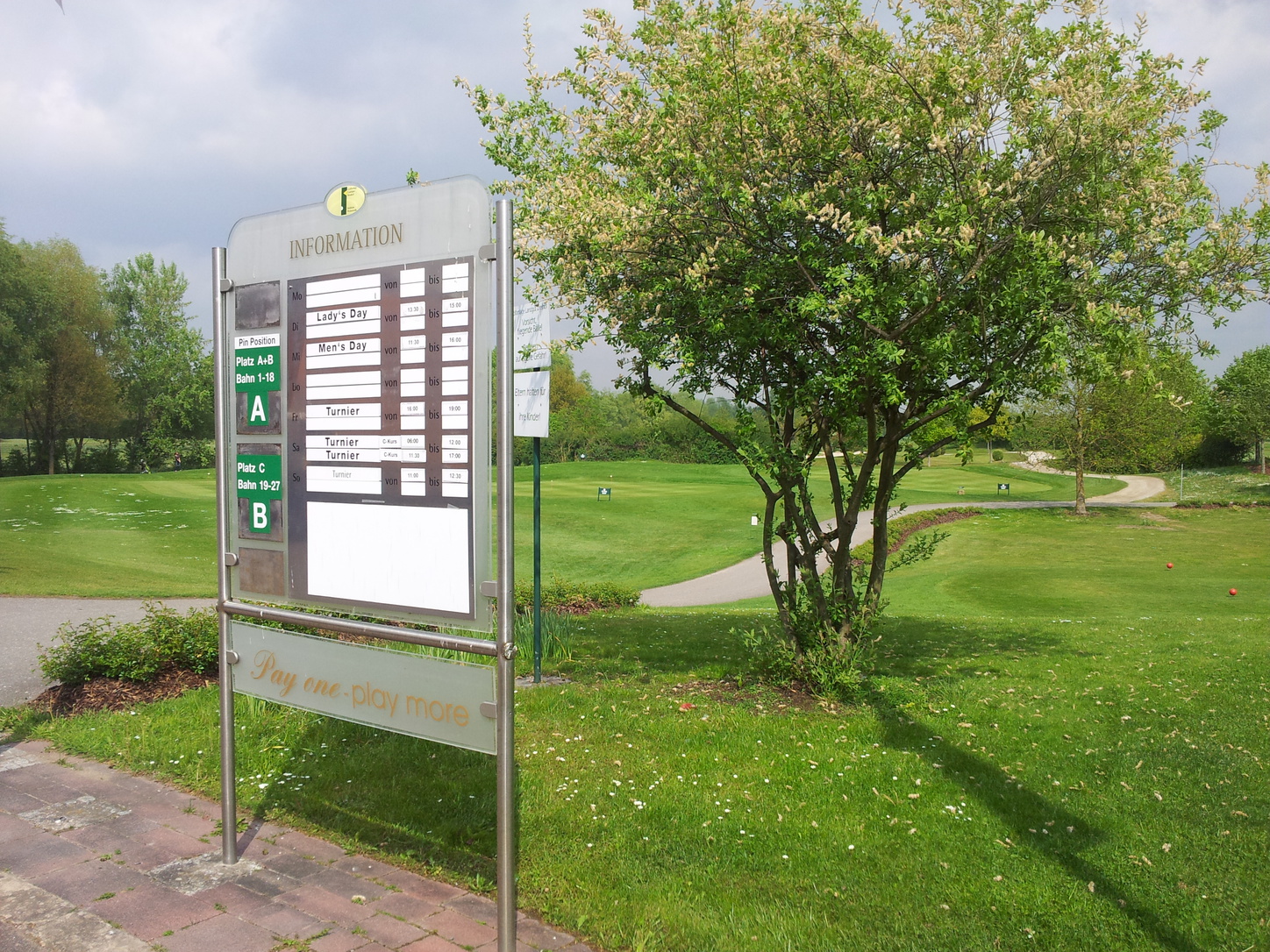 Die attraktive Golfanlage des Landguts Dreihof. Foto: Pfalz-Express/Ahme