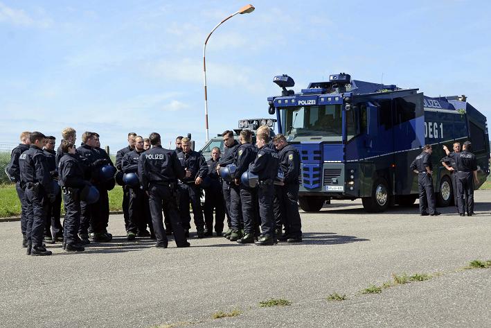 #TEAMGEIST Projektwoche der Bundespolizei Bad Bergzabern - Wasserwerfer