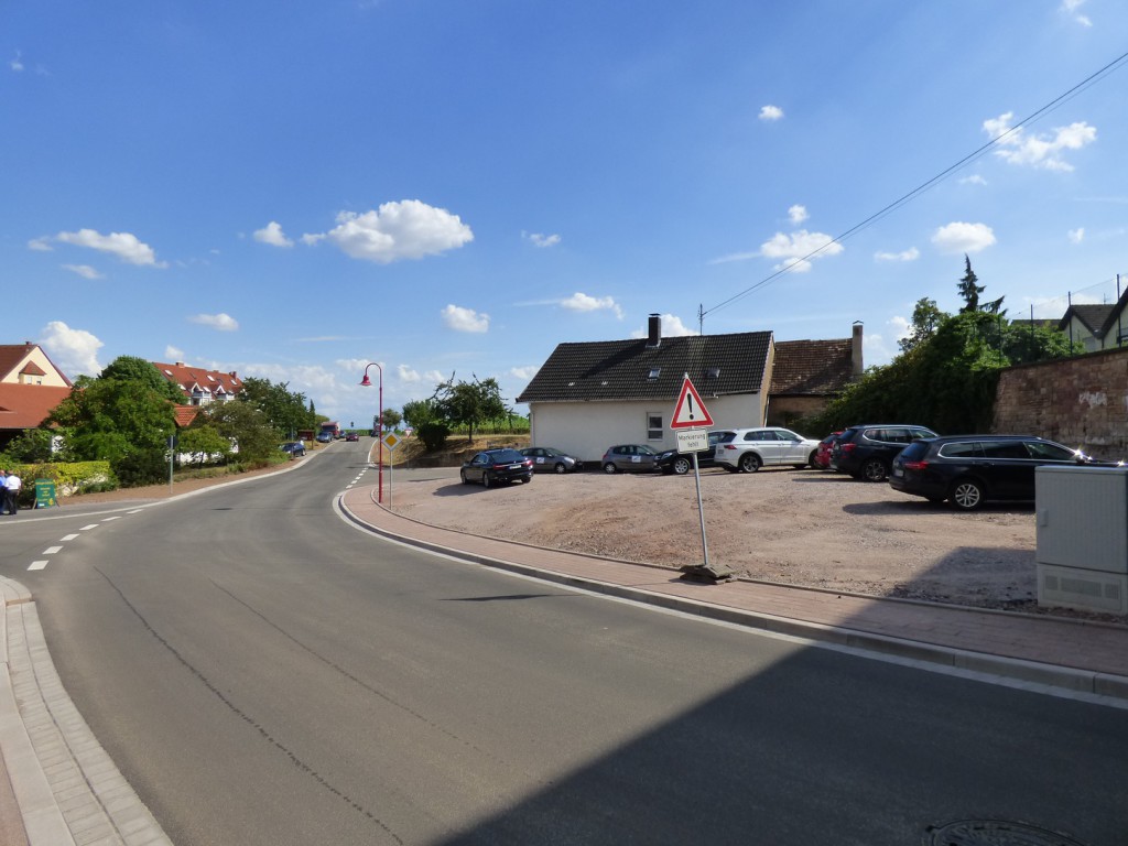 Blick zum Ortsausgang in südliche Richtung. Foto: Pfalz-Express/Ahme