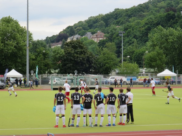 Ein gelungenes Spiel und ein tolles Rahmenprogramm sorgten für gute Stimmung im Stadion. Fotos: nw