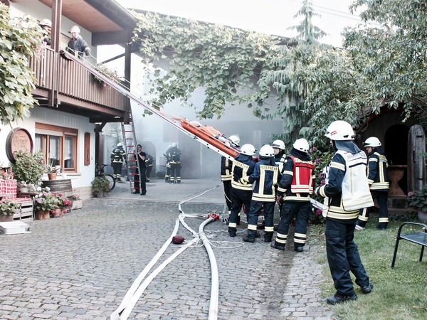 Die Feuerwehr zeigte ihre große Einsatzbereitschaft. Foto: bhi