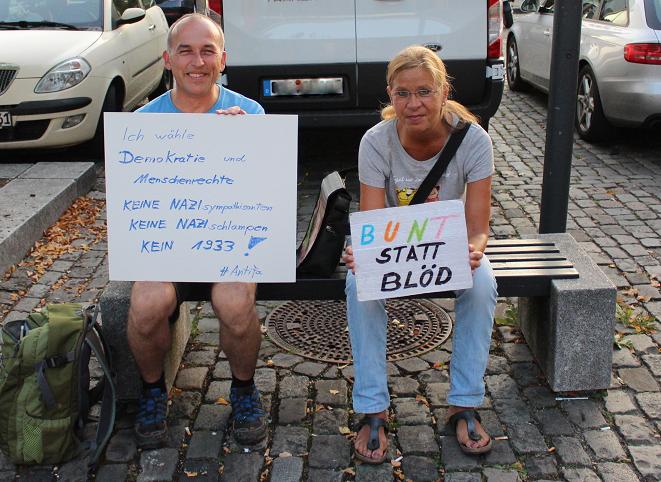 Demonstranten gegen AfD