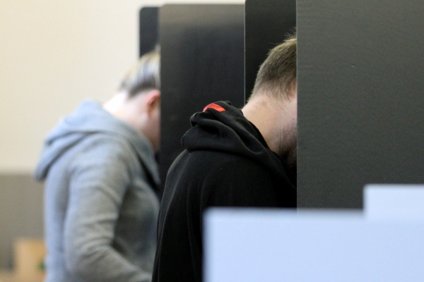 Wähler im Wahllokal. Symbolbild: dts nachrichtenagentur