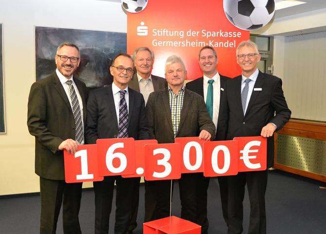 Sparkasse Germersheim Kandel Fußballjugend - Ehrung