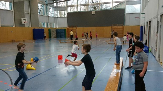 Wörth - Handball bewegt Schule