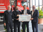 Einweihung-neues-Feuerwehrhaus-Germersheim-Scheck-VR-Bank-
