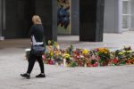 Blumen und Kerzen für für Daniel H. an der Stelle, an der er erstochen wurde.