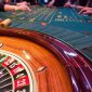 Roulette-Tisch mit Spielern