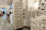 Klopapier im November 2020 in einer Drogerie