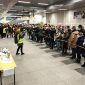 Flüchtlinge aus der Ukraine warten auf Aufnahme