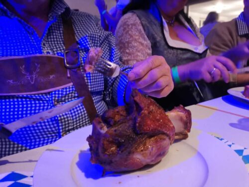 Zünftig feiern beim Bornheimer Oktoberfest